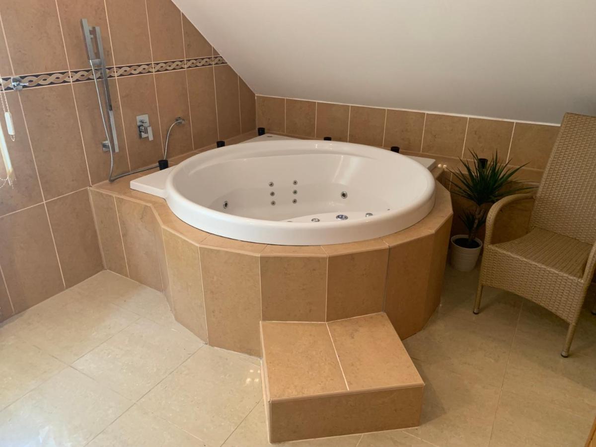 Apartmany City 2 Ostrava Kültér fotó